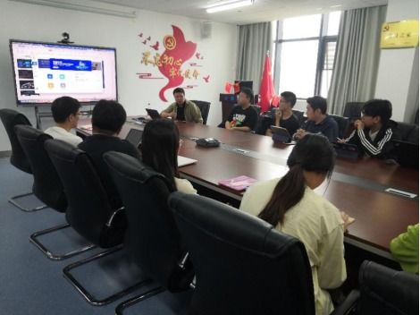 軟件工程系開展企業專家進課堂系列活動 探究工業智能產品與網絡信息安全軟件開發